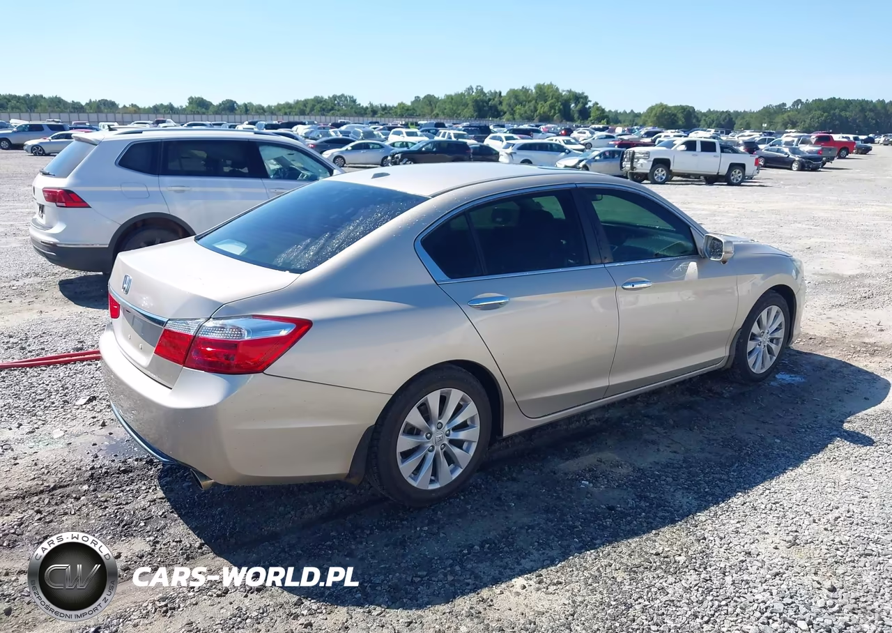 2015 Honda Accord Ex-L VIN:1HGCR2F85FA208892 - 4