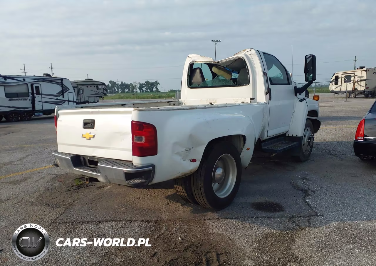 2005 Chevrolet Cc4500 VIN:1GBC4C1235F532032 - 4