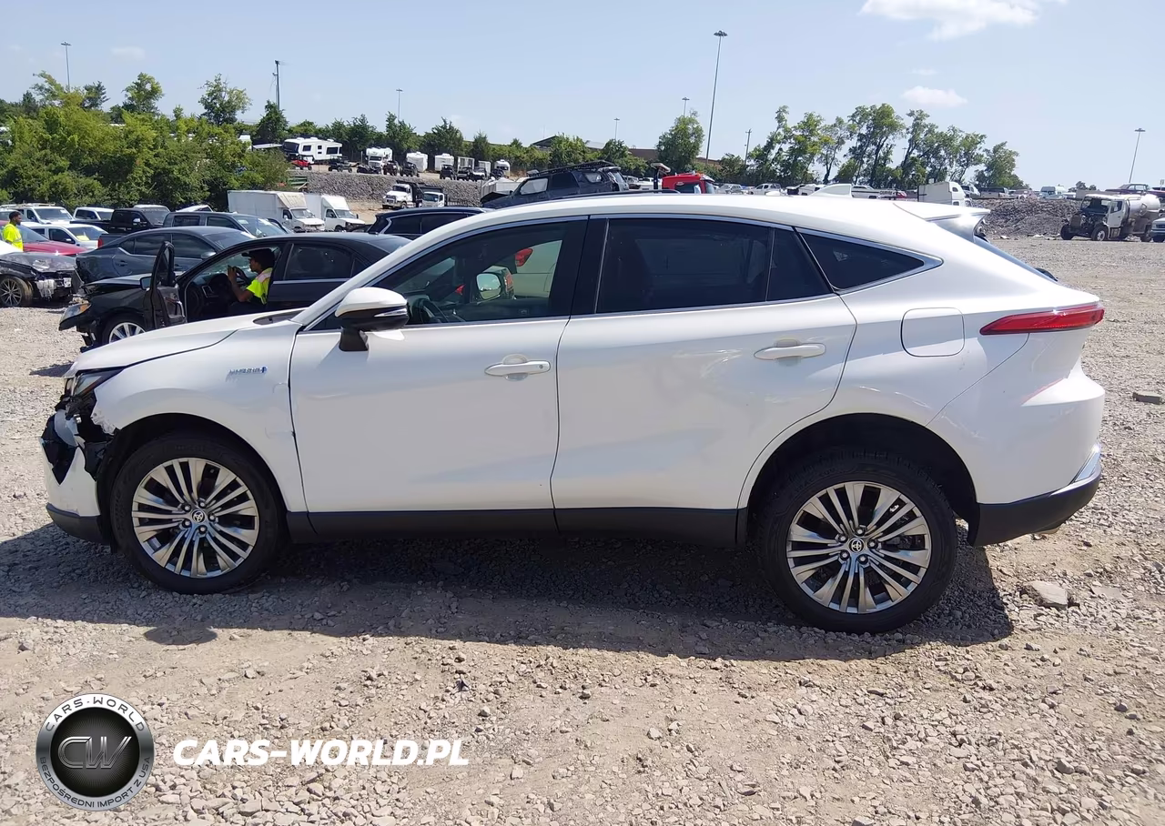 2021 Toyota Venza Limited VIN:JTEAAAAH9MJ030590 - 14