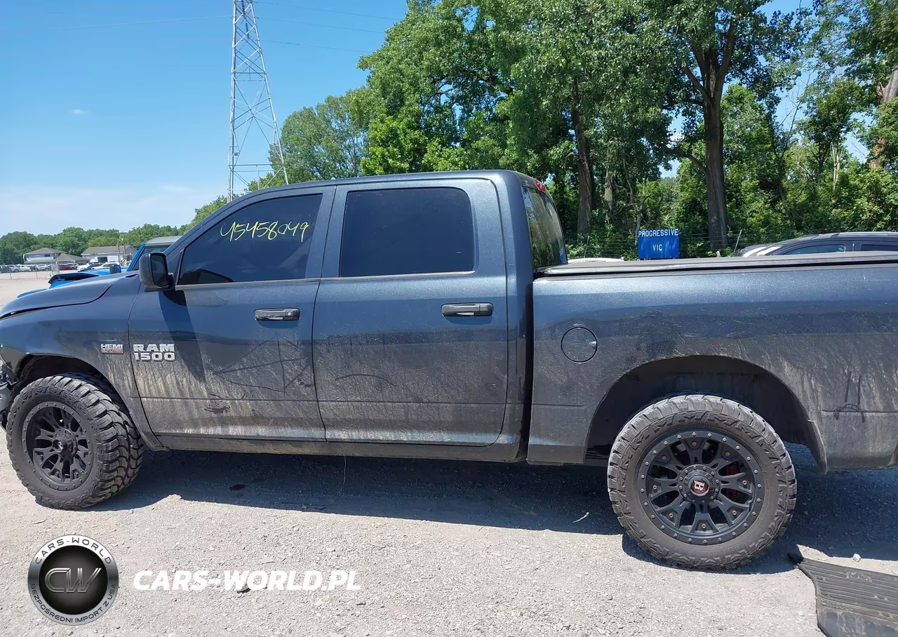 2016 Ram 1500 Express VIN:3C6RR7KT8GG136872 - 14