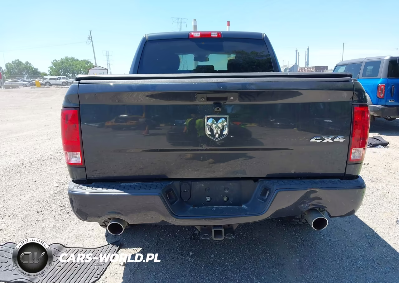 2016 Ram 1500 Express VIN:3C6RR7KT8GG136872 - 16