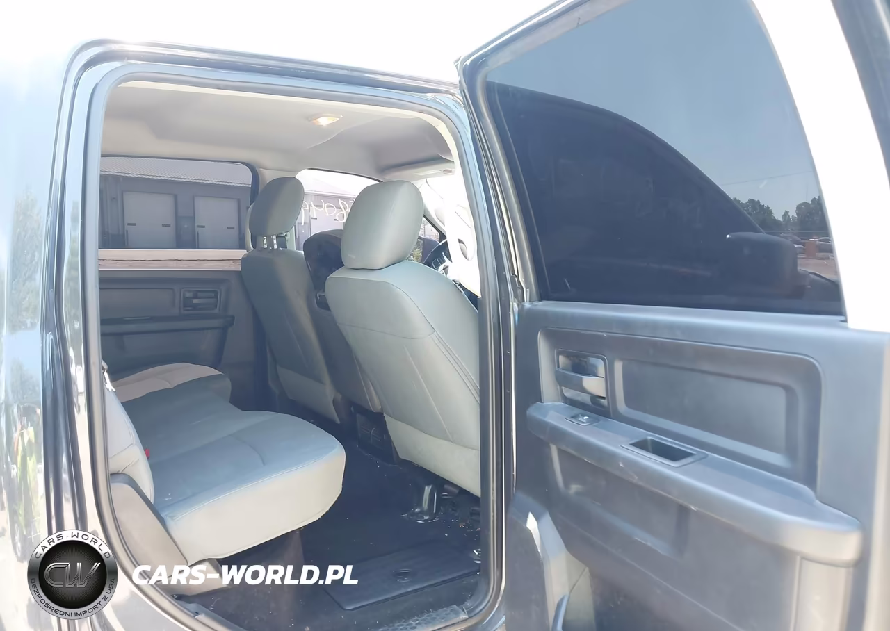 2016 Ram 1500 Express VIN:3C6RR7KT8GG136872 - 8