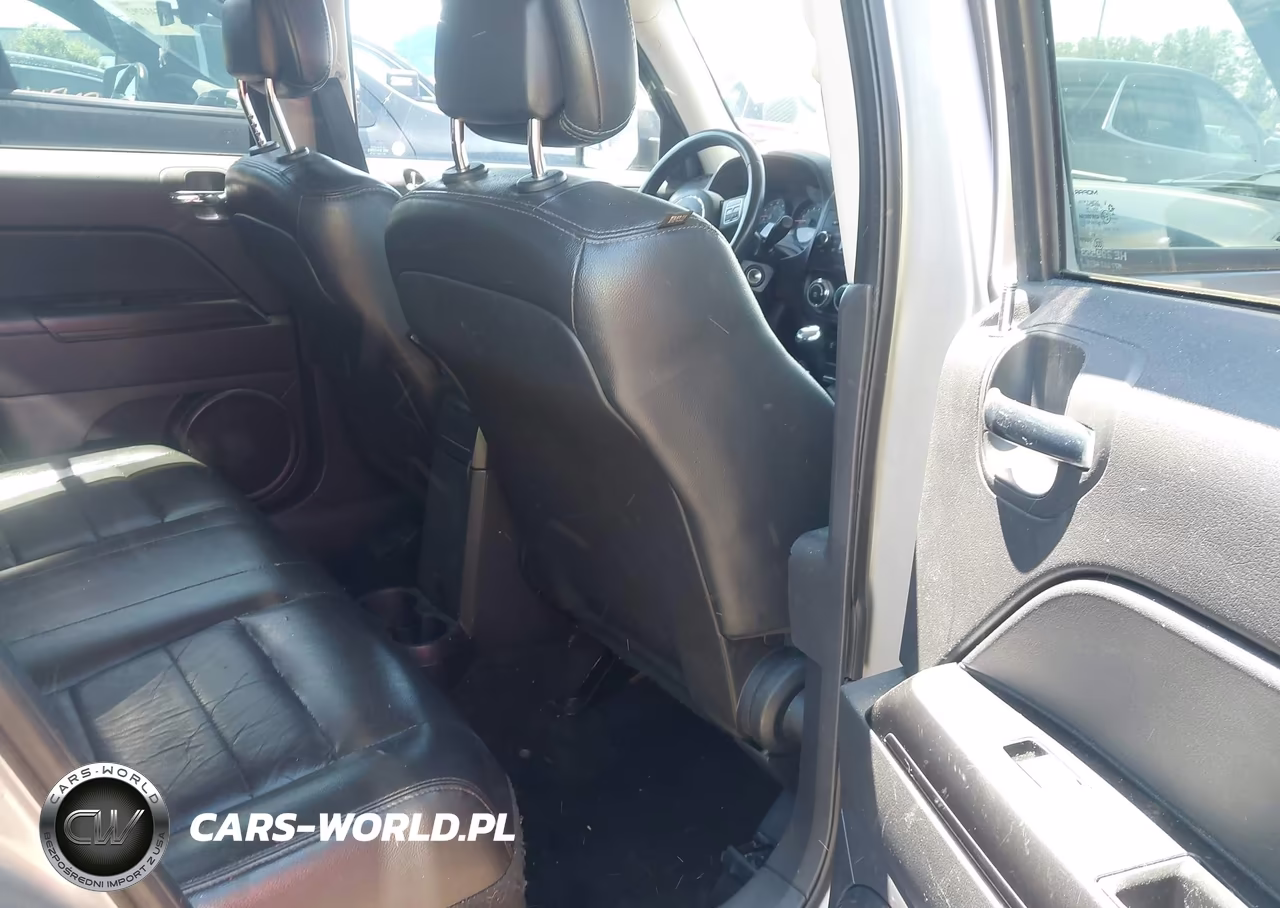 2015 Jeep Patriot High Altitude Edition VIN:1C4NJPFA7FD273837 - 8