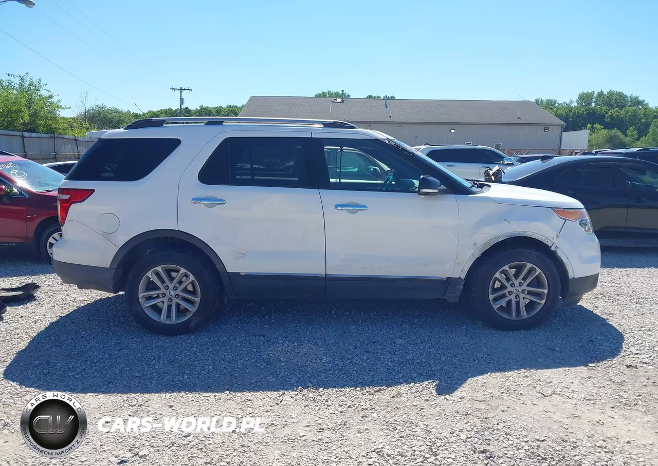2015 Ford Explorer Xlt VIN:1FM5K7D88FGA62881 - 14