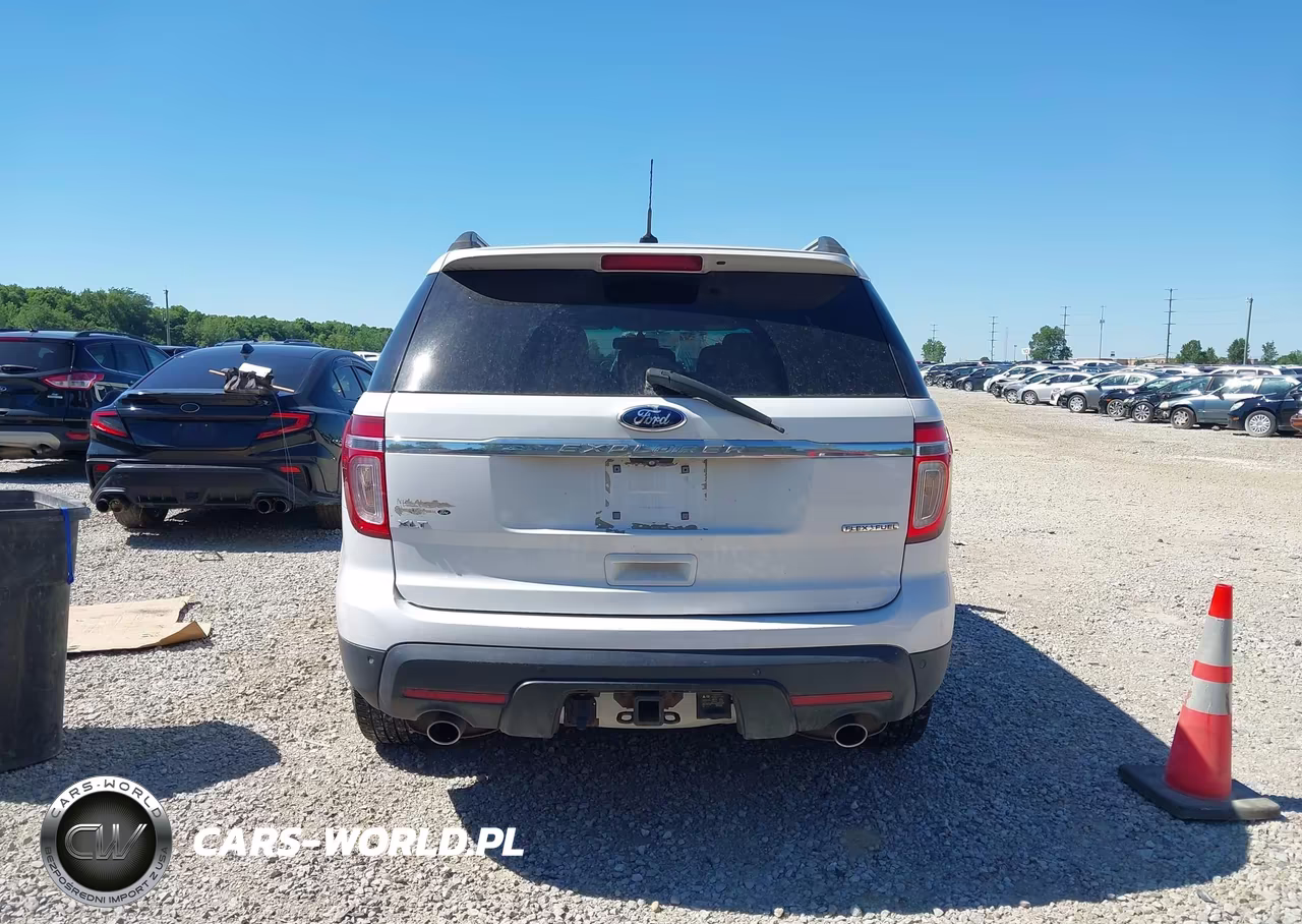 2015 Ford Explorer Xlt VIN:1FM5K7D88FGA62881 - 17