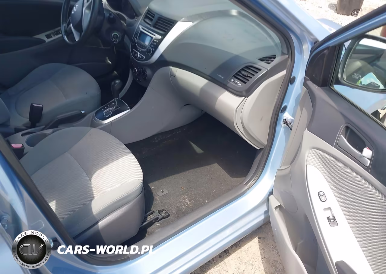 2013 Hyundai Accent Gs VIN:KMHCT5AE1DU081127 - 5