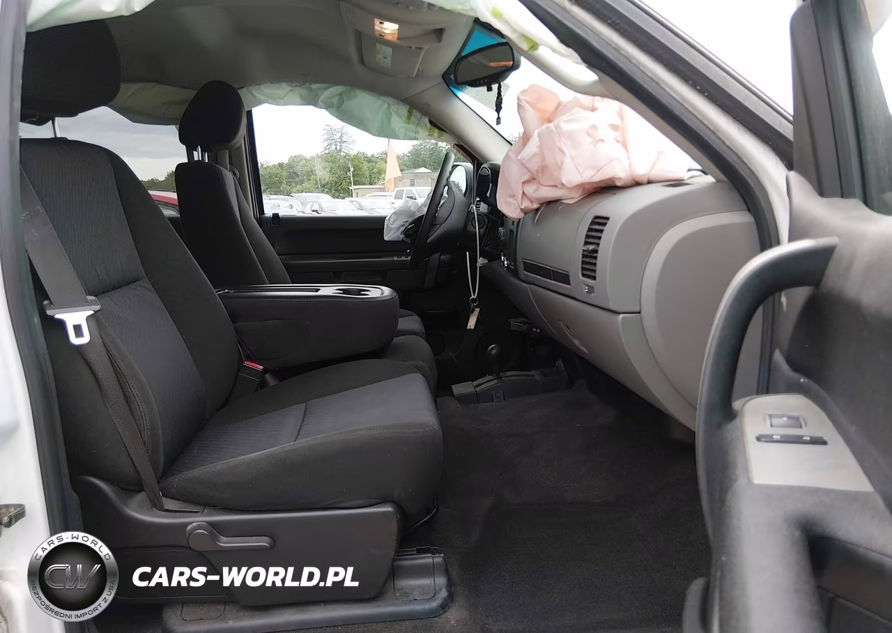 2010 Chevrolet Silverado 1500 Ls VIN:3GCRKREA9AG179062 - 5