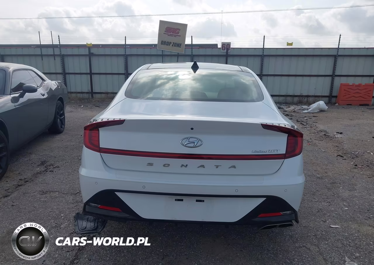 2021 Hyundai Sonata Limited VIN:5NPEH4J29MH125061 - 17