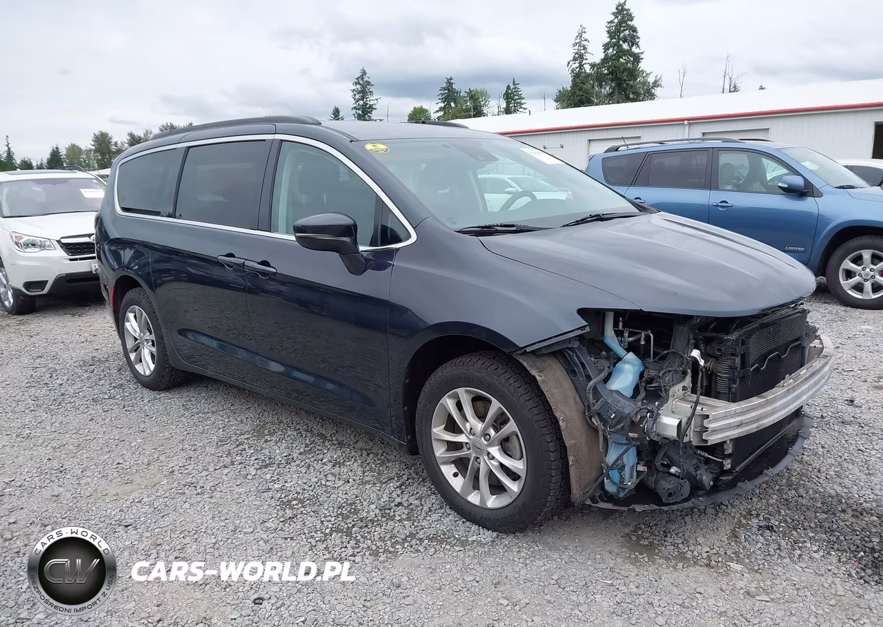2021 Chrysler Pacifica Touring Awd – zdjęcie 1 z 19