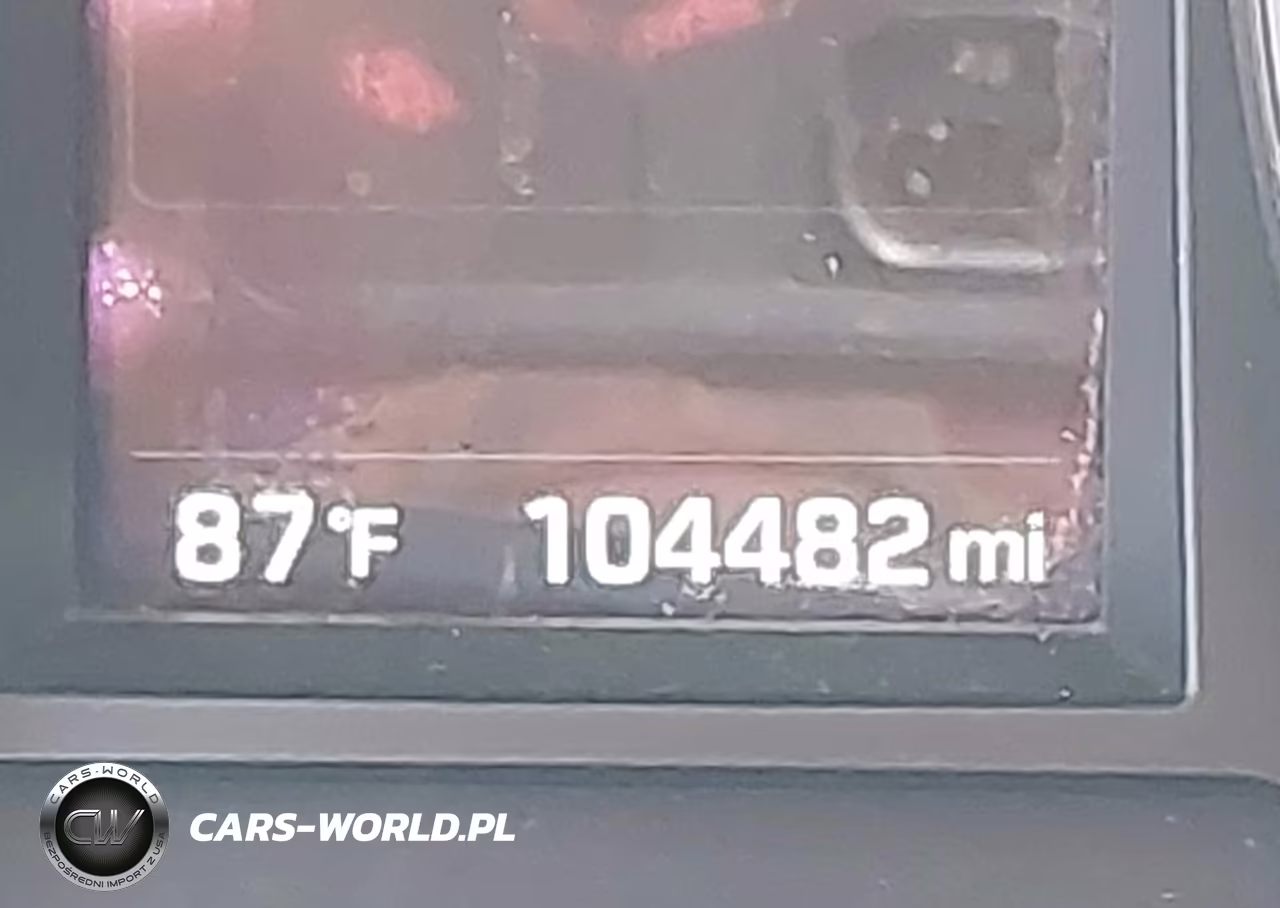 2018 Hyundai Santa Fe Sport 2.4L VIN:5NMZU3LB5JH100400 - 15