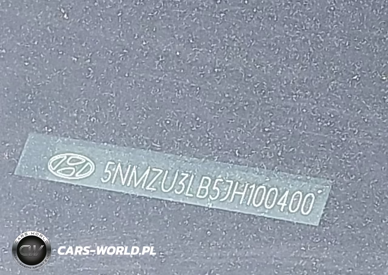 2018 Hyundai Santa Fe Sport 2.4L VIN:5NMZU3LB5JH100400 - 17