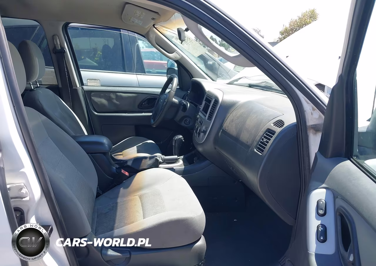 2005 Ford Escape Xlt VIN:1FMYU03125KB23950 - 5