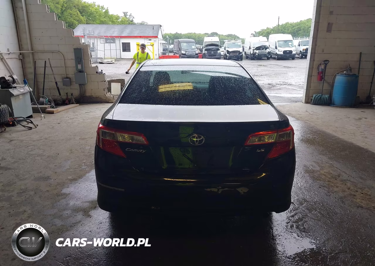 2013 Toyota Camry Le VIN:4T4BF1FK0DR301227 - 17
