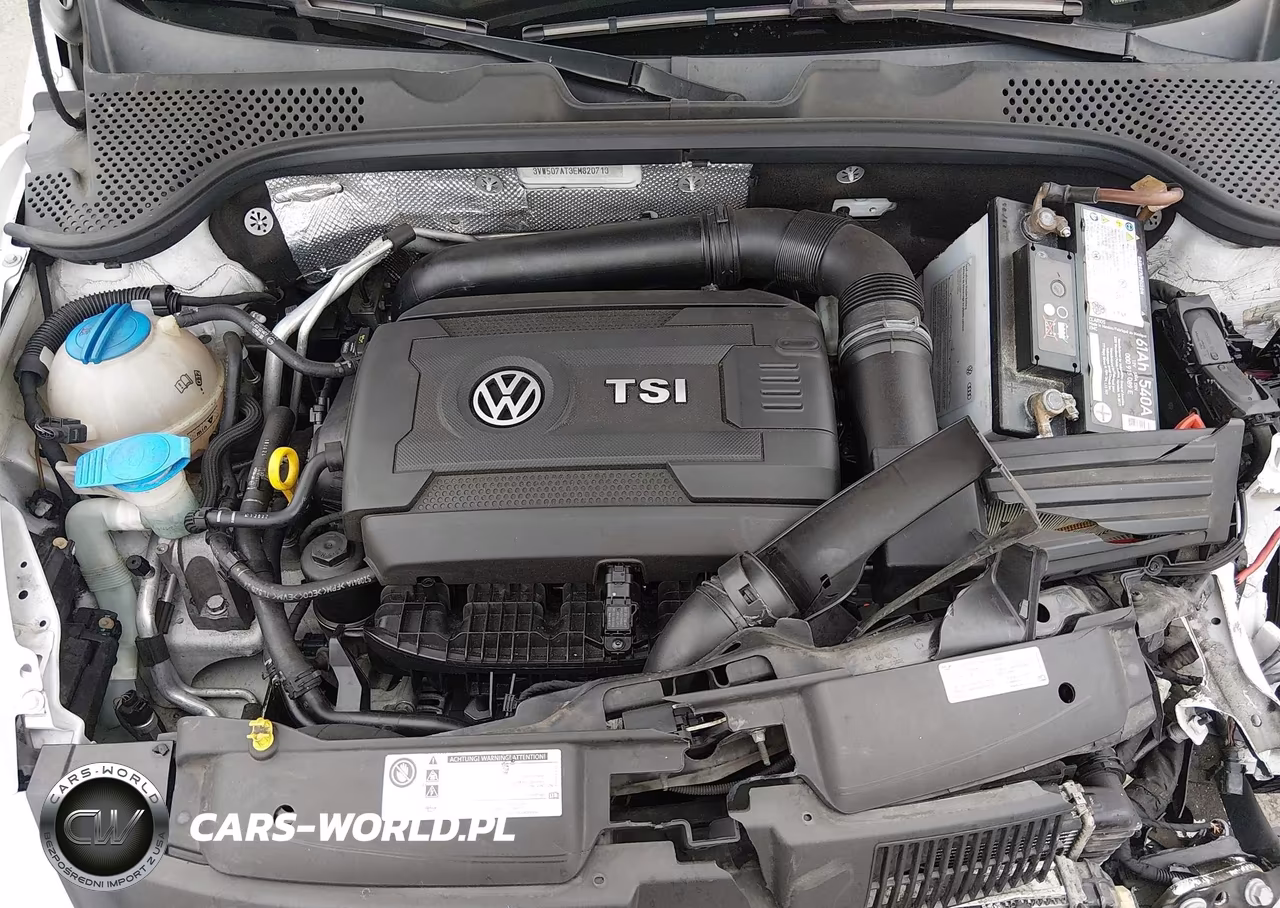 2014 Volkswagen Beetle 1.8T VIN:3VW507AT3EM820713 - 10