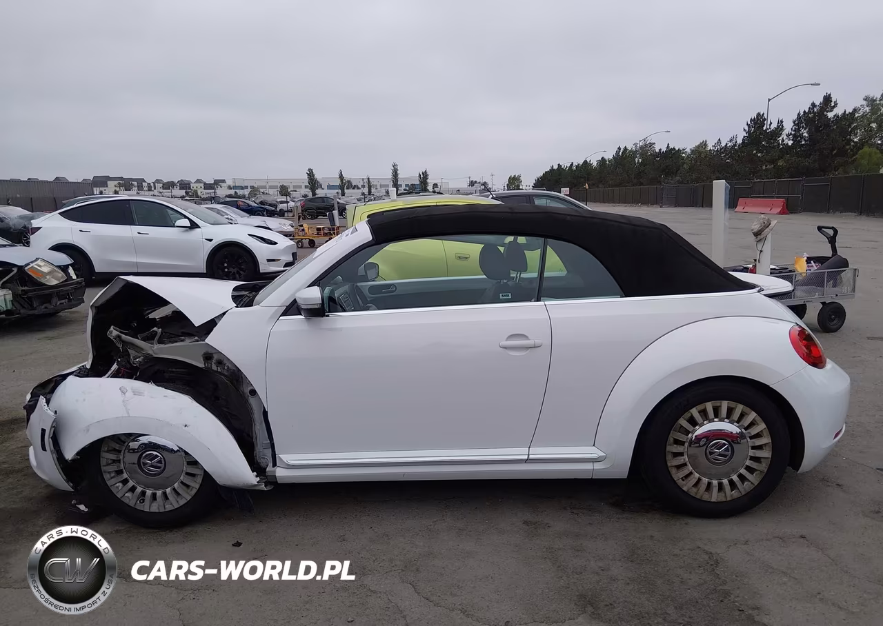 2014 Volkswagen Beetle 1.8T VIN:3VW507AT3EM820713 - 14