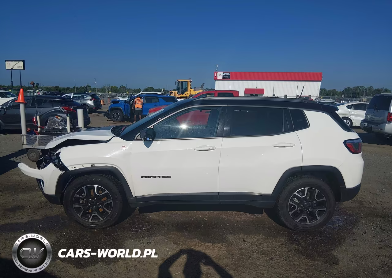 2020 Jeep Compass Trailhawk 4X4 VIN:3C4NJDDBXLT214782 - 14