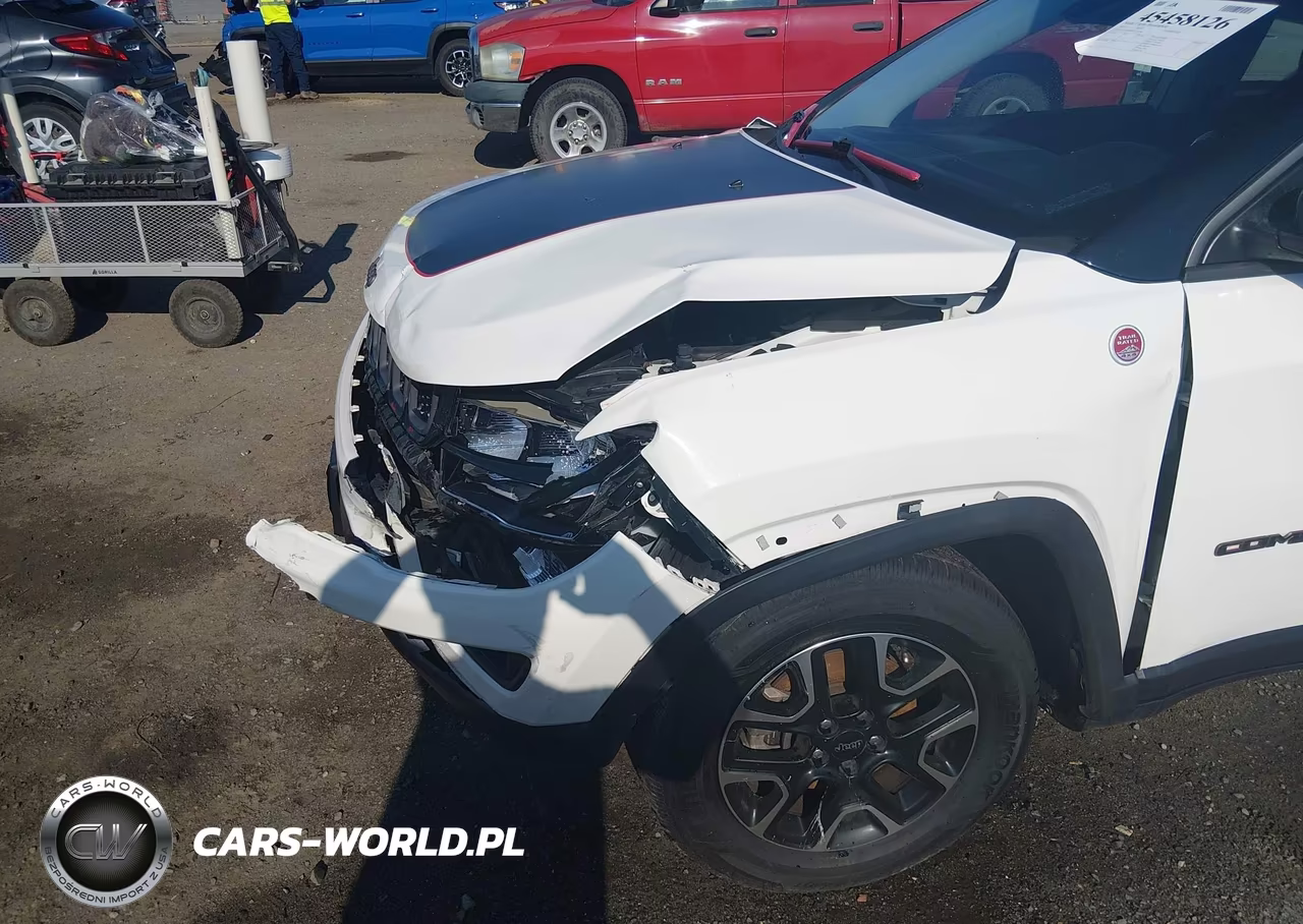2020 Jeep Compass Trailhawk 4X4 VIN:3C4NJDDBXLT214782 - 19