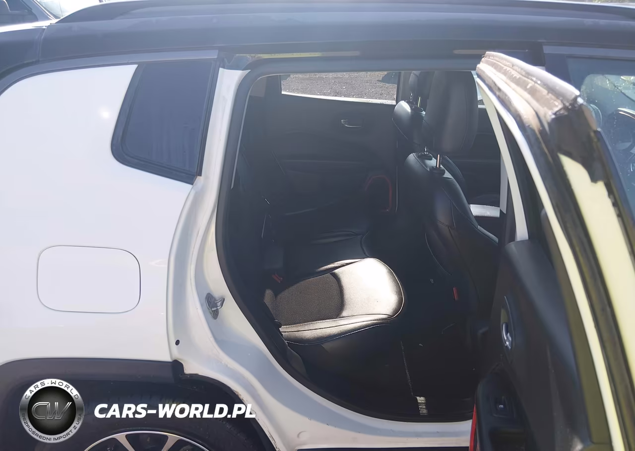 2020 Jeep Compass Trailhawk 4X4 VIN:3C4NJDDBXLT214782 - 8