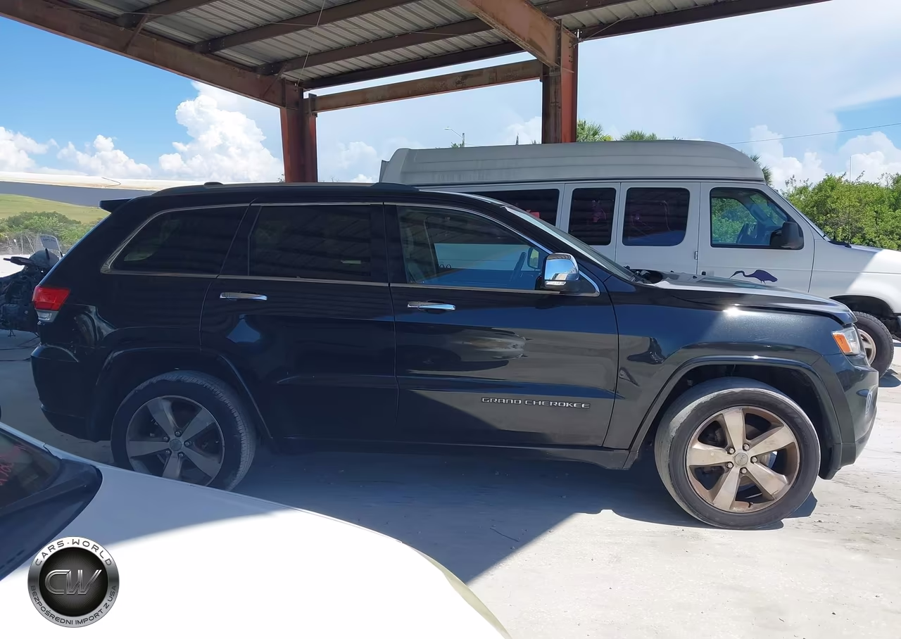 2014 Jeep Grand Cherokee Overland VIN:1C4RJFCGXEC340049 - 13