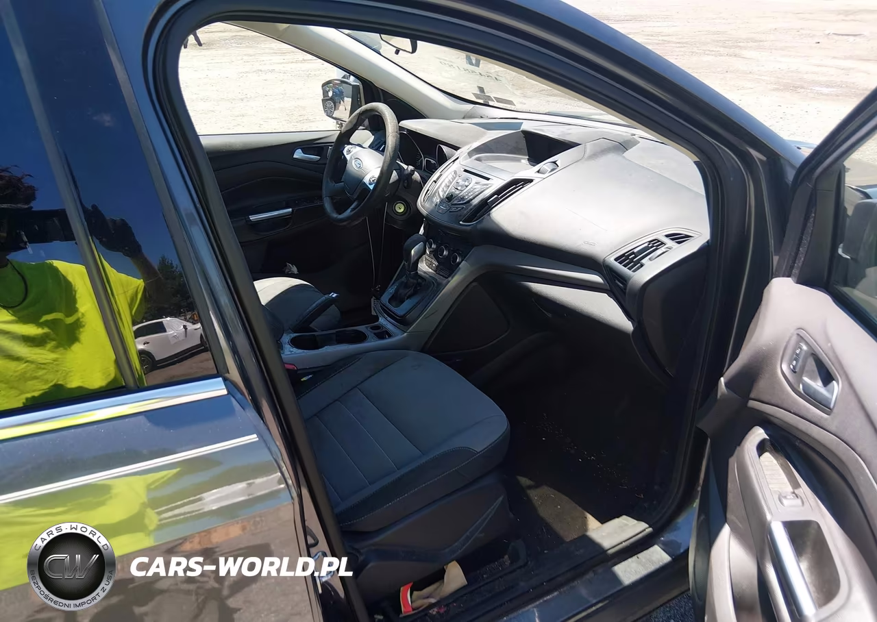 2015 Ford Escape Se VIN:1FMCU0GX0FUA02557 - 5