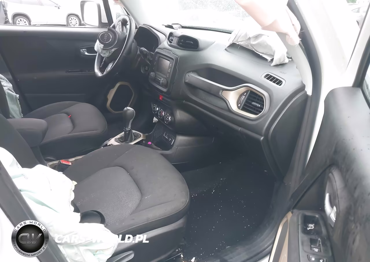 2016 Jeep Renegade Latitude VIN:ZACCJABT6GPD97922 - 5