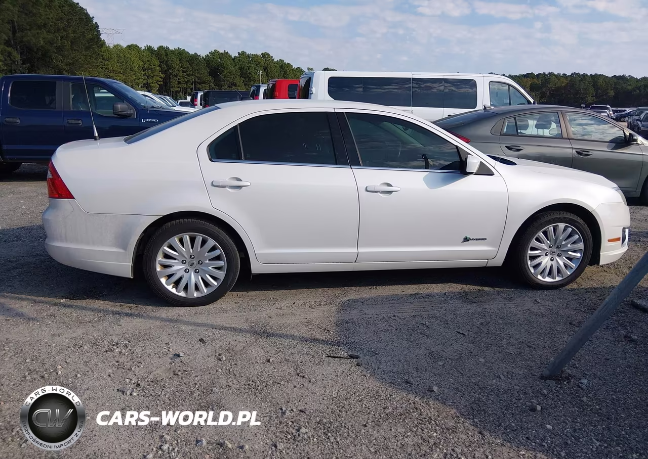 2010 Ford Fusion Hybrid VIN:3FADP0L34AR171389 - 17