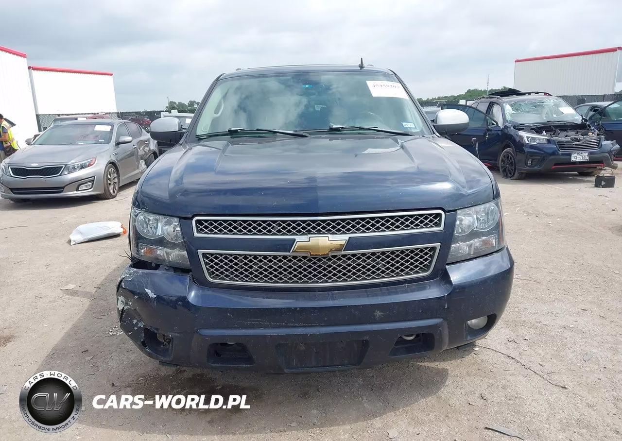2007 Chevrolet Suburban Ltz VIN:3GNFC16077G264330 - 12