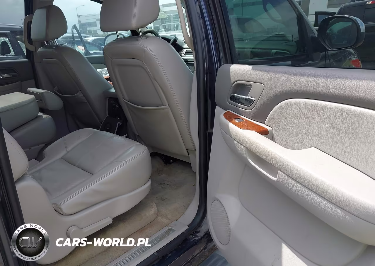 2007 Chevrolet Suburban Ltz VIN:3GNFC16077G264330 - 8