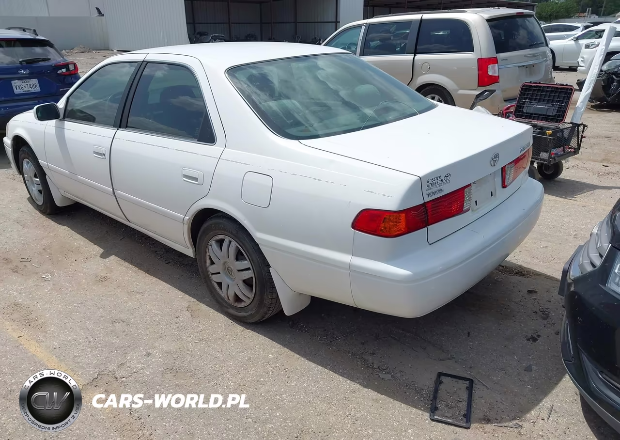 2000 Toyota Camry Le VIN:JT2BG22K2Y0434147 - 3