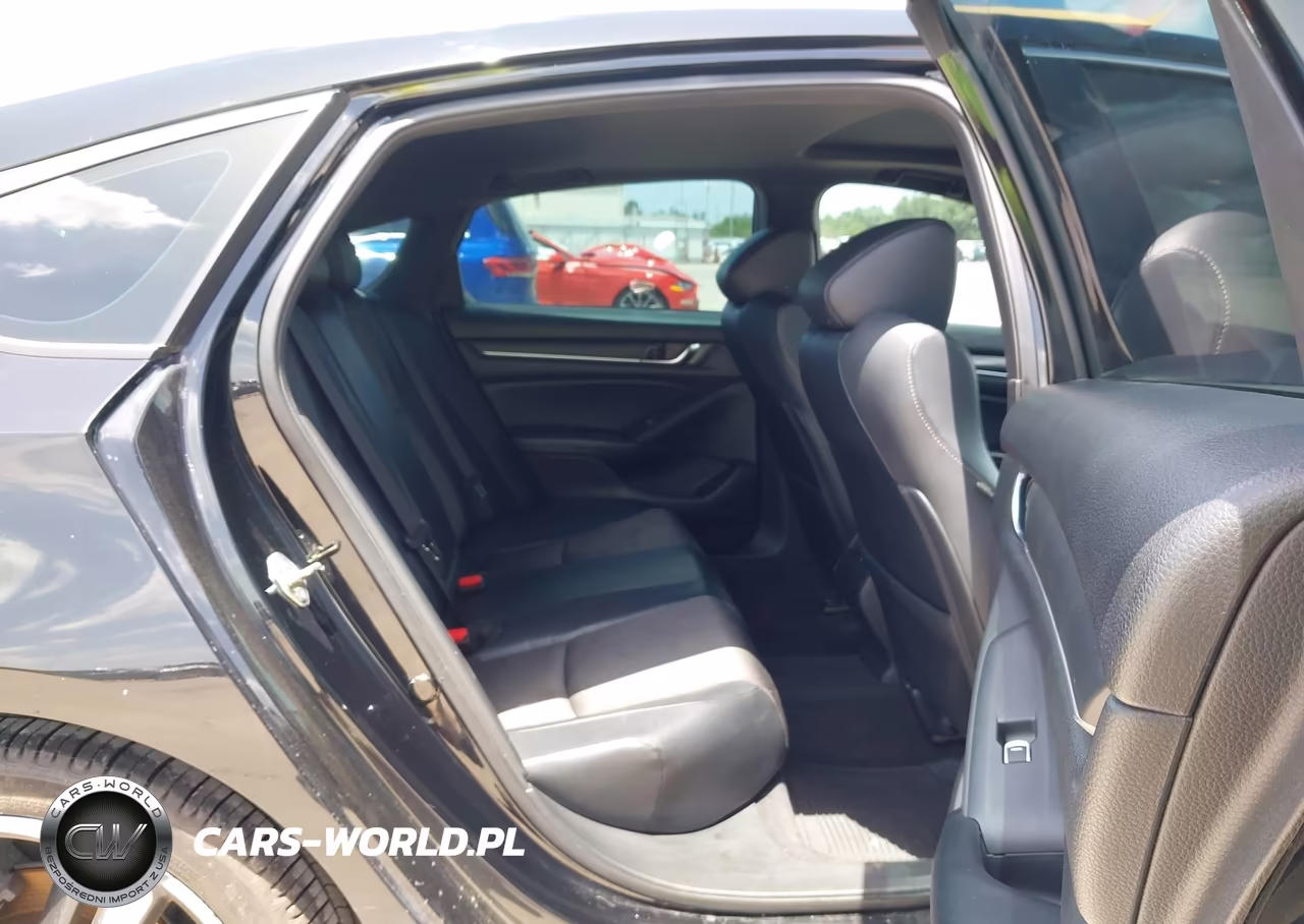 2018 Honda Accord Sport 2.0T VIN:1HGCV2F37JA021677 - 8