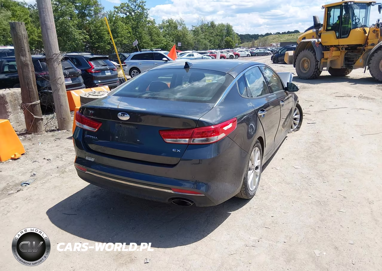 2018 Kia Optima Ex VIN:5XXGU4L37JG187060 - 4