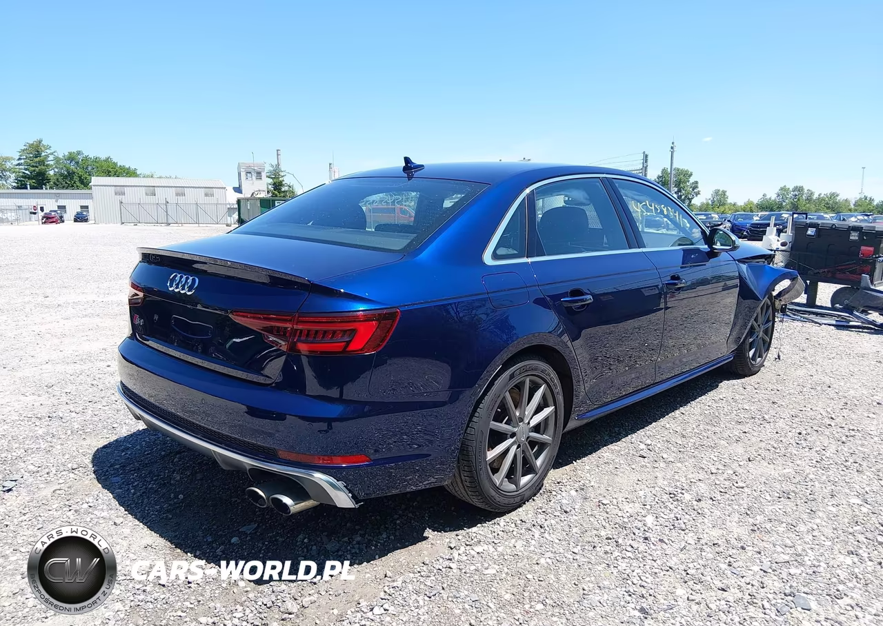 2019 Audi S4 3.0T Premium VIN:WAUC4AF41KA002111 - 4