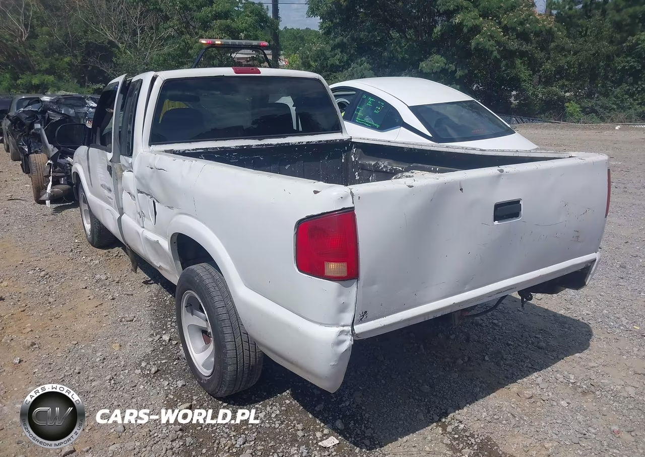 2003 Chevrolet S-10 VIN:1GCCS19H038169852 - 3