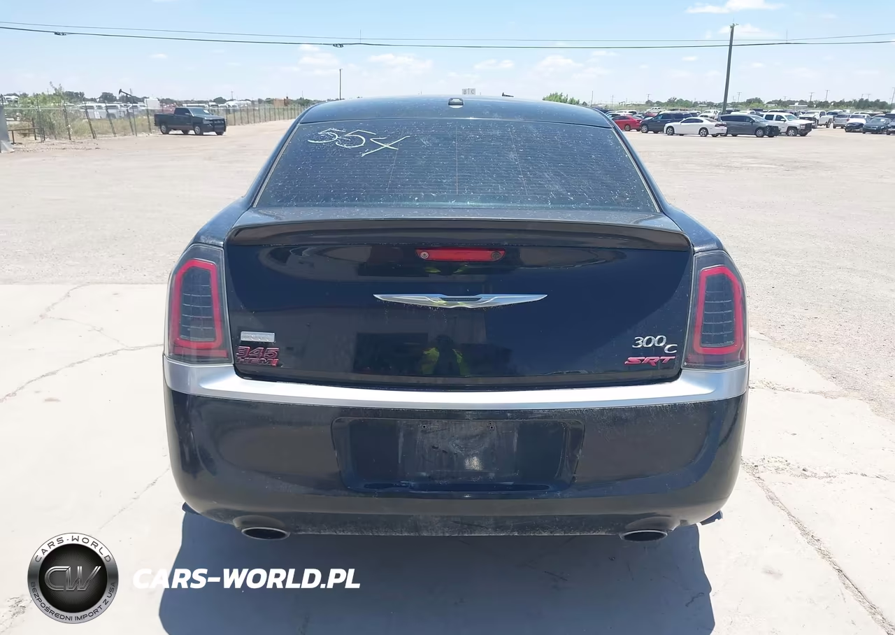 2013 Chrysler 300C John Varvatos Luxury Edition VIN:2C3CCADT3DH627554 - 16