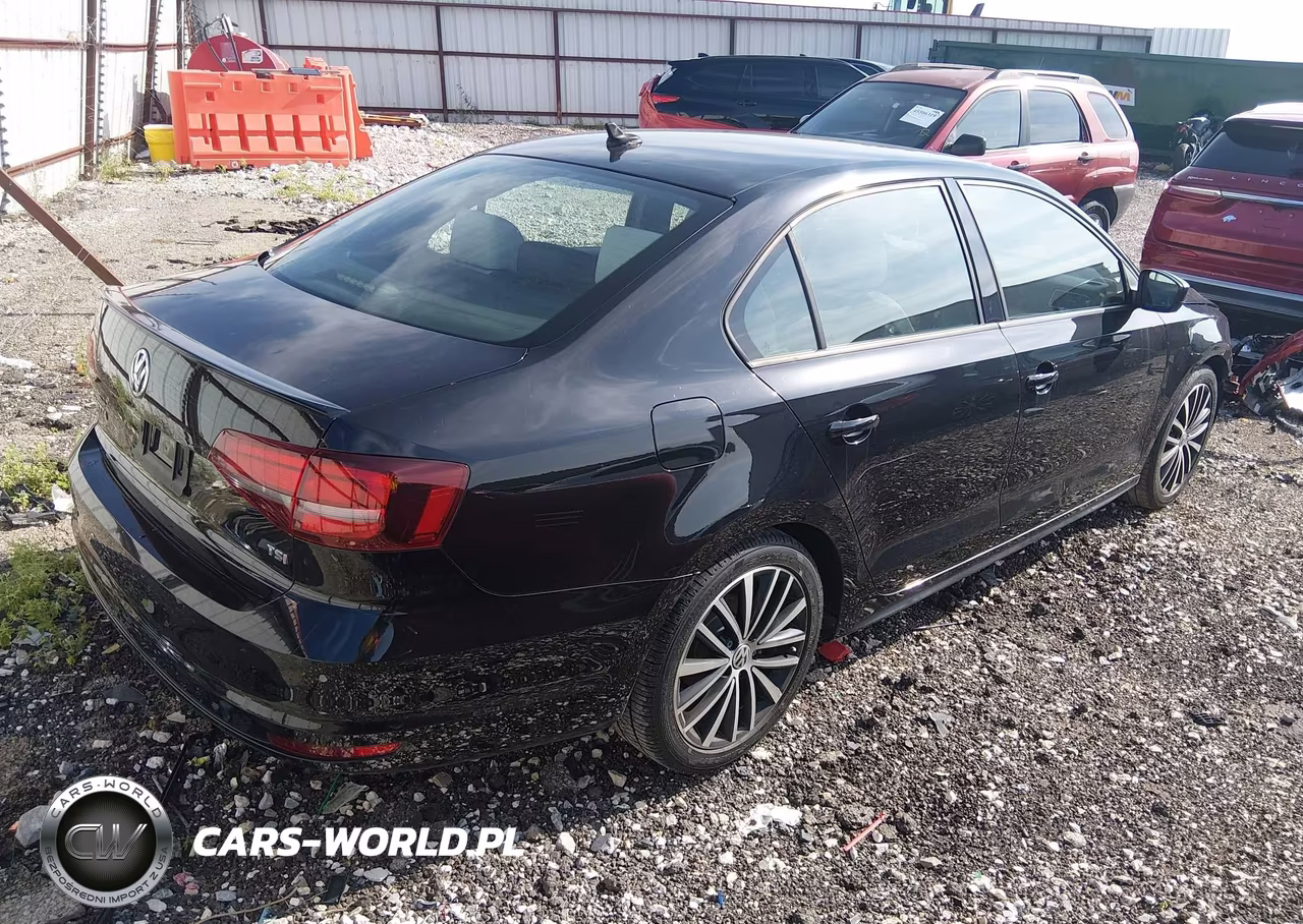 2016 Volkswagen Jetta 1.8T Sport VIN:3VWD17AJ1GM277453 - 4