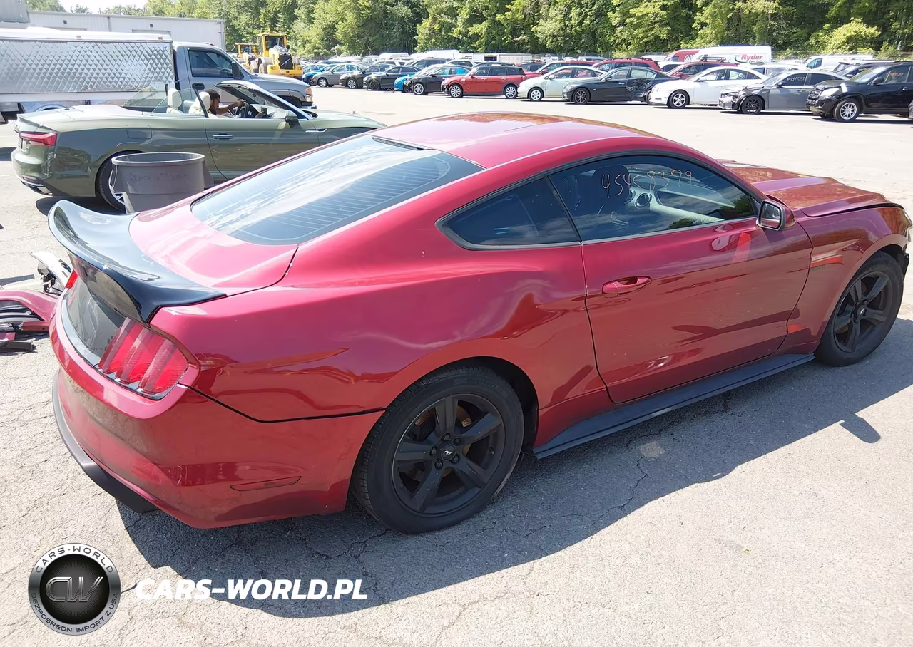 2016 Ford Mustang V6 VIN:1FA6P8AM1G5208073 - 4