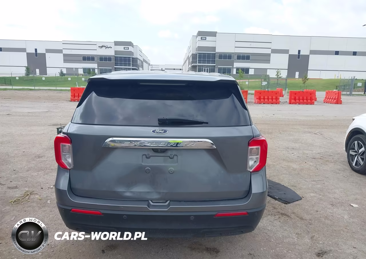 2022 Ford Explorer VIN:1FMSK7BHXNGB30795 - 16