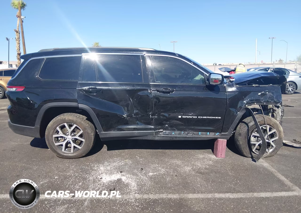 2024 Jeep Grand Cherokee L Limited 4X4 VIN:1C4RJKBG8R8557084 - 13