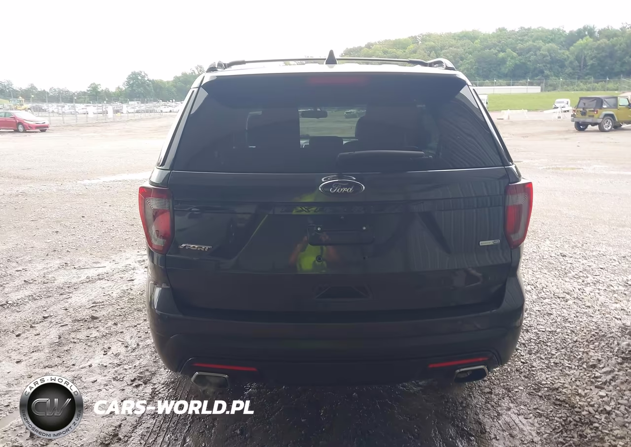 2017 Ford Explorer Sport VIN:1FM5K8GT7HGA55221 - 16