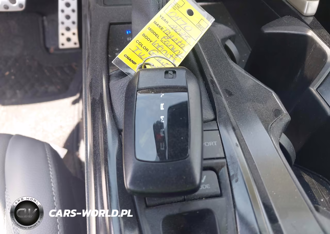 2025 Toyota Camry Se VIN:4T1DAACK1SU575443 - 11