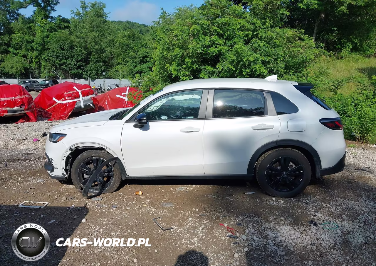 2026 Honda Hr-V Awd Sport VIN:3CZRZ2H52TM746695 - 14