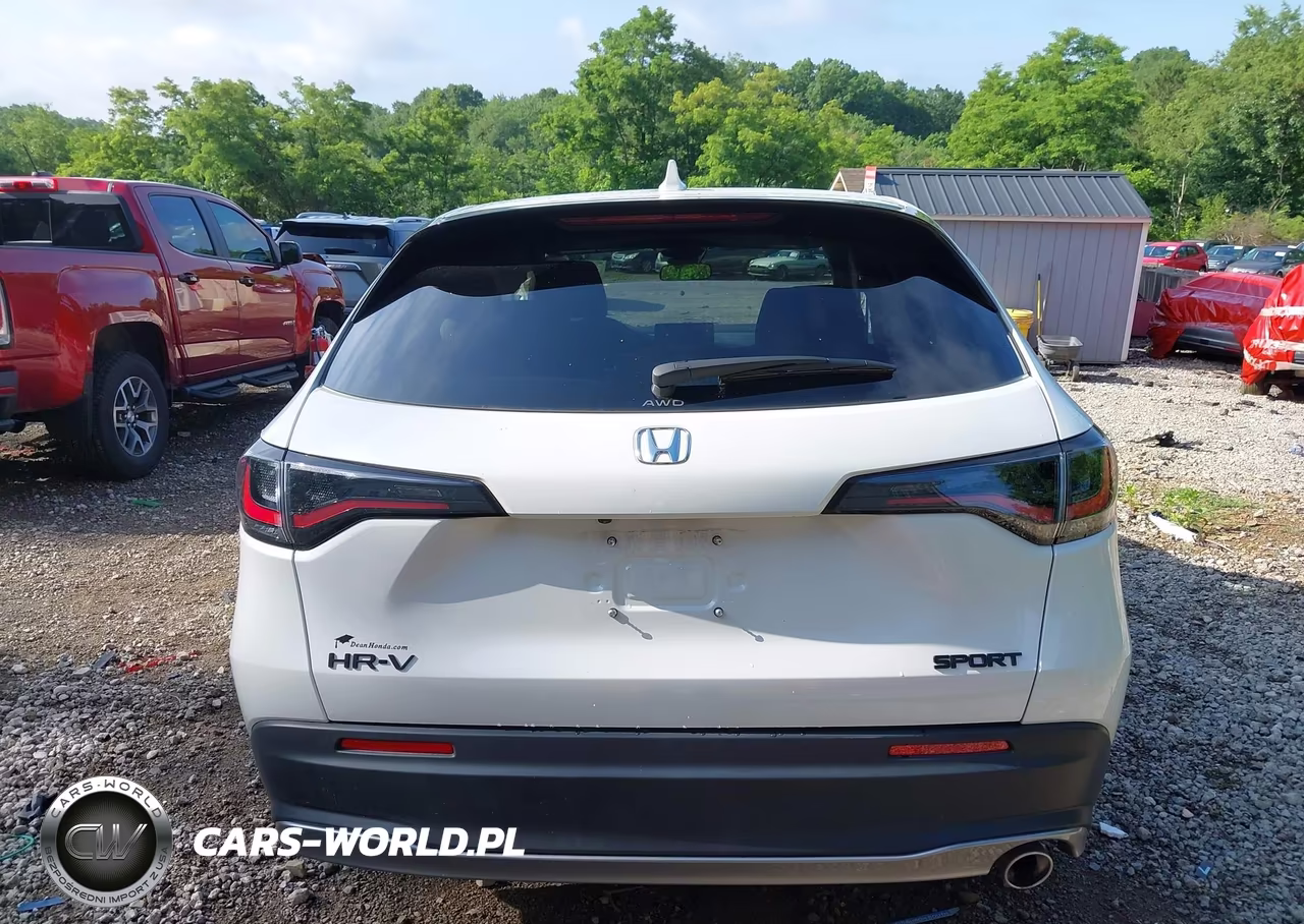 2026 Honda Hr-V Awd Sport VIN:3CZRZ2H52TM746695 - 16