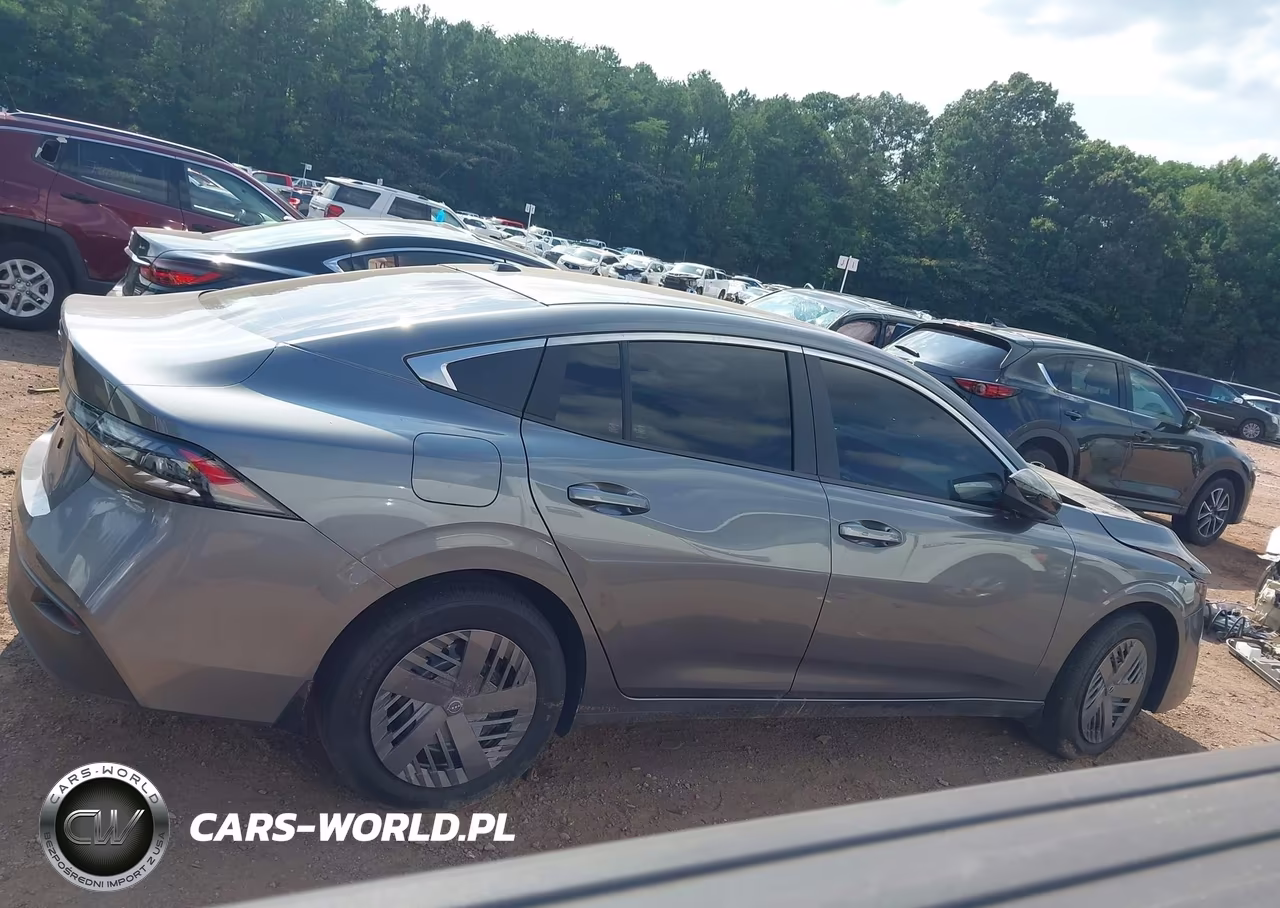 2026 Nissan Sentra Sv VIN:3N1AB9CV4TY255709 - 14