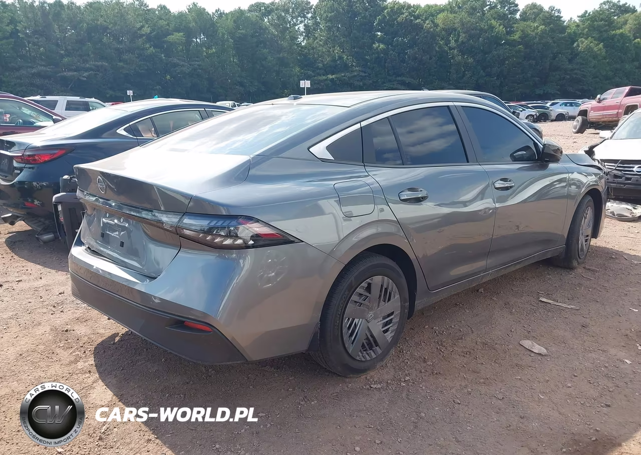 2026 Nissan Sentra Sv VIN:3N1AB9CV4TY255709 - 4