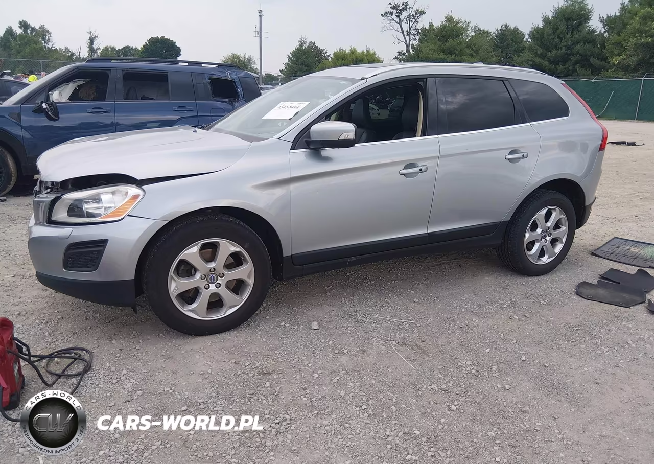 2013 Volvo Xc60 3.2 Premier VIN:YV4952DZ3D2433641 - 2