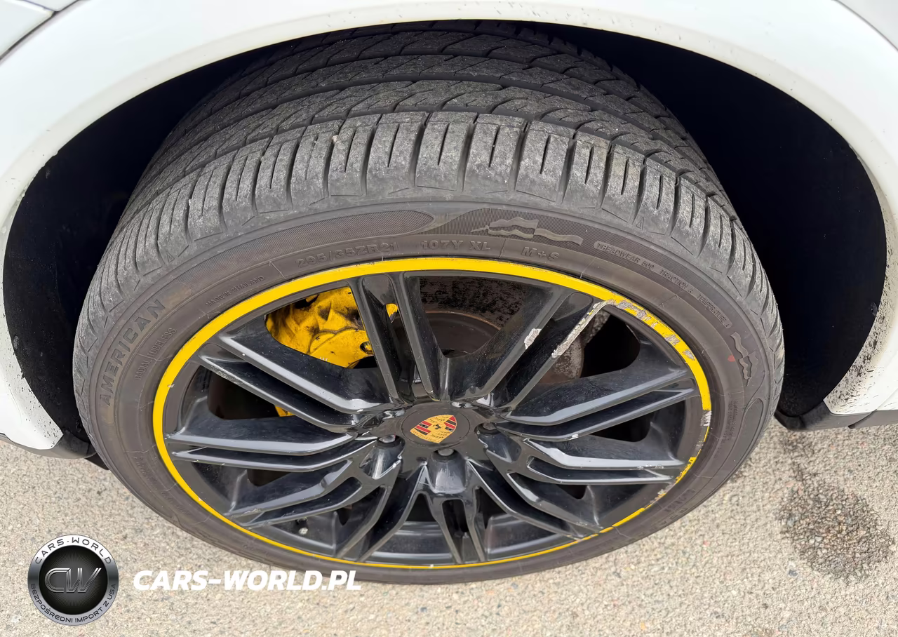2018 Porsche Cayenne VIN:WP1AA2A21JKA02261 - 10