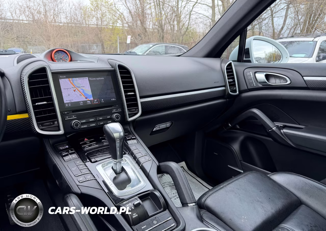 2018 Porsche Cayenne VIN:WP1AA2A21JKA02261 - 14
