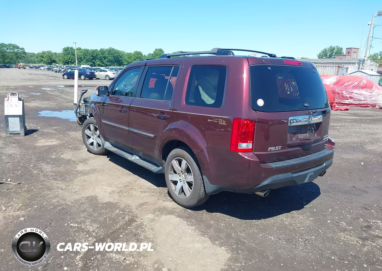 2013 Honda Pilot Touring VIN:5FNYF4H91DB025802 - 3