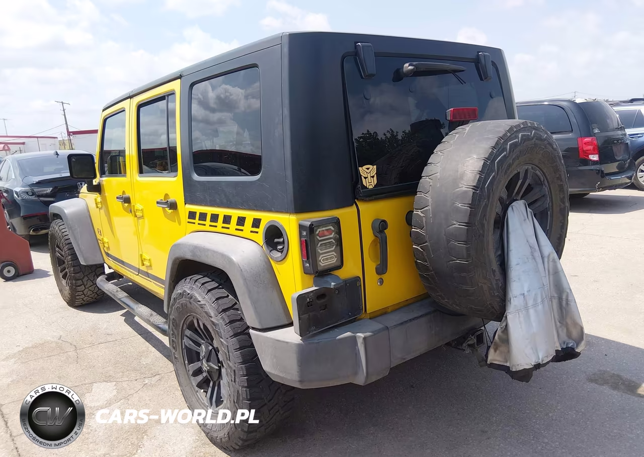 2008 Jeep Wrangler Unlimited X VIN:1J4GB39148L517926 - 3