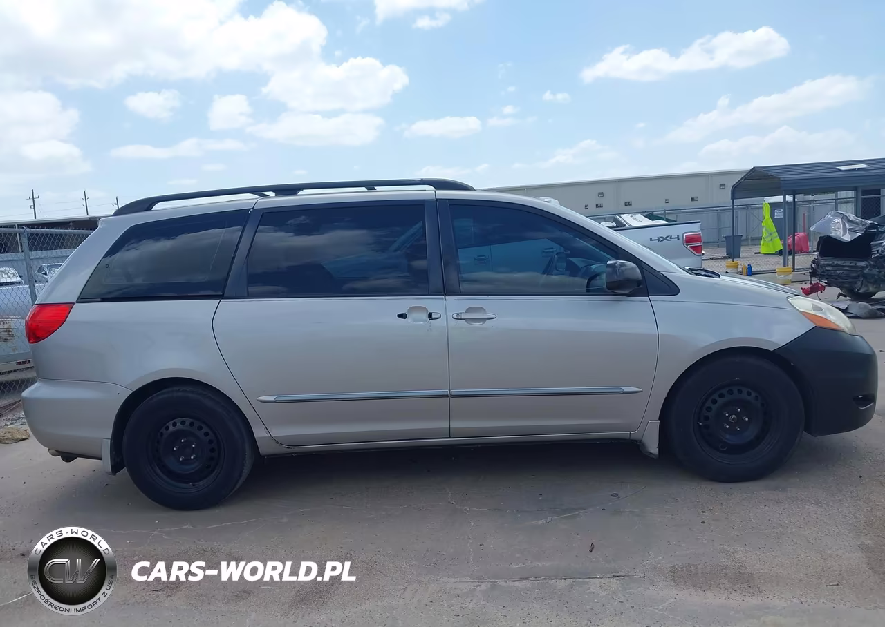 2009 Toyota Sienna Ce VIN:5TDZK23CX9S240962 - 13